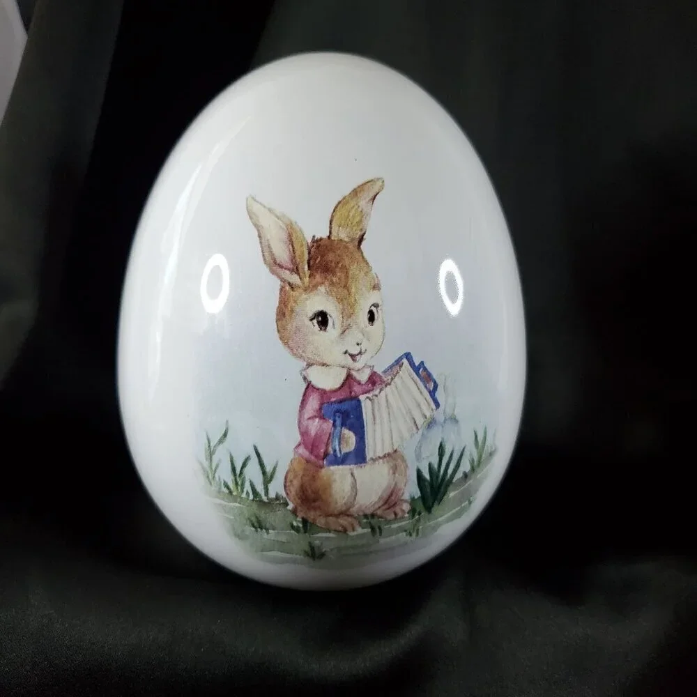 VTG Decorative Ceramic Egg With Easter Bunny Playing Accordion 6.5